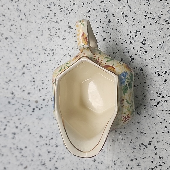 Royal Winton Old Cottage Chintz Ascot Cream and Sugar Set, Pattern 1567 - Picture 6 of 7